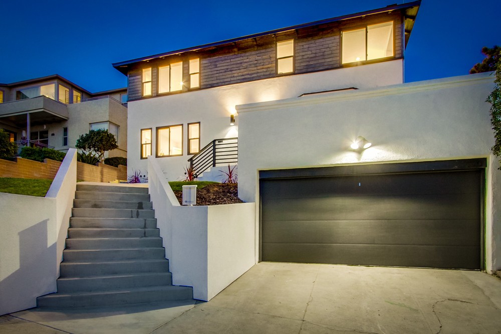 Virtual tour photo 4 of 78 for 3357 State St