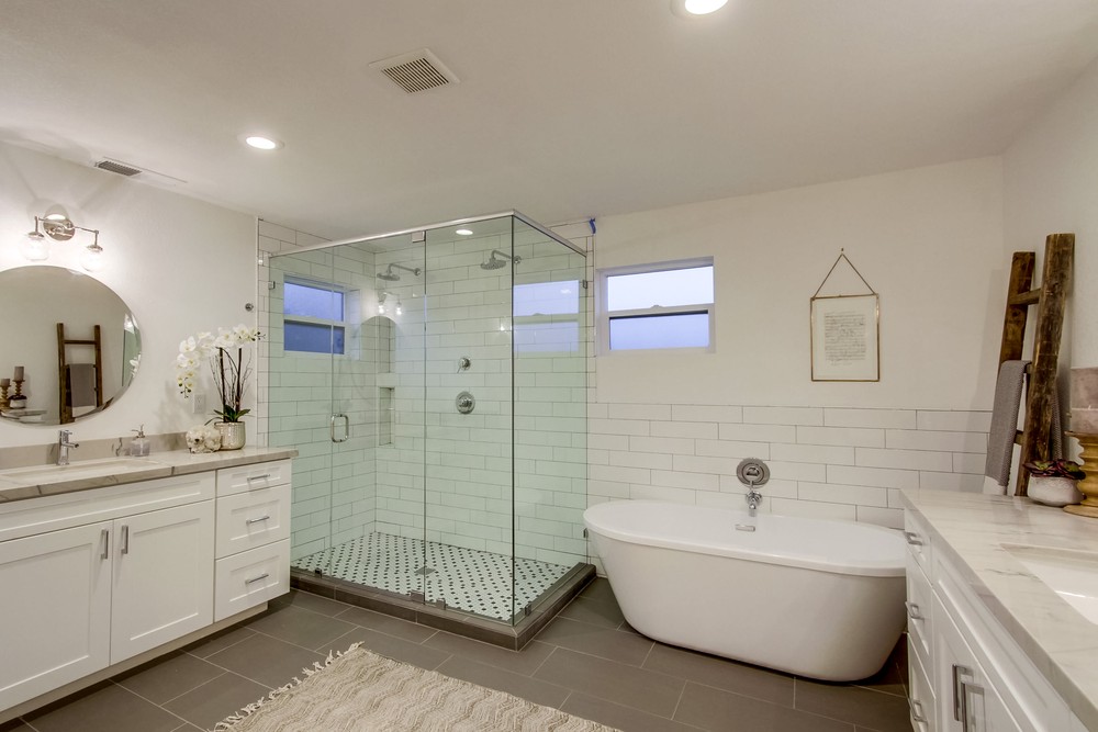 Virtual tour photo 38 of 78 for 3357 State St