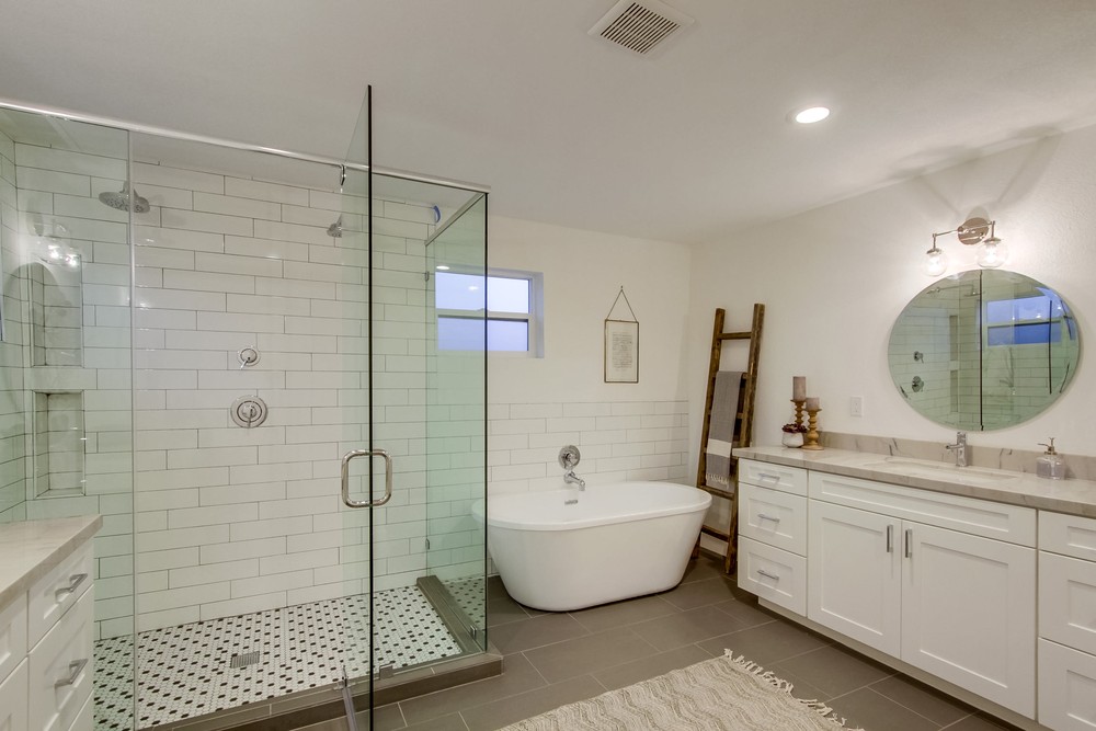Virtual tour photo 39 of 78 for 3357 State St