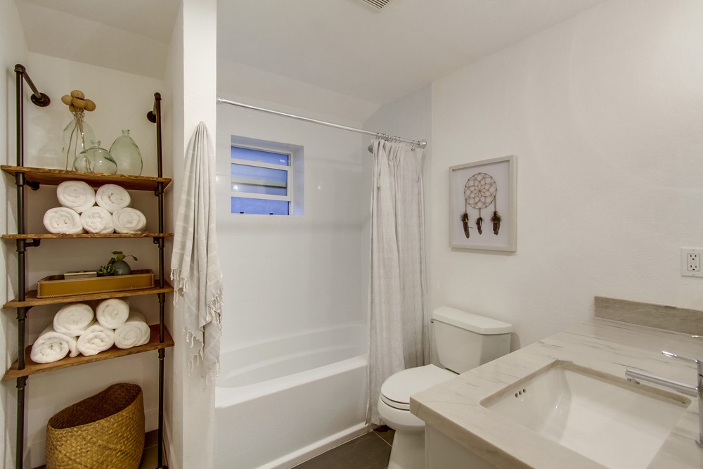 Virtual tour photo 51 of 78 for 3357 State St