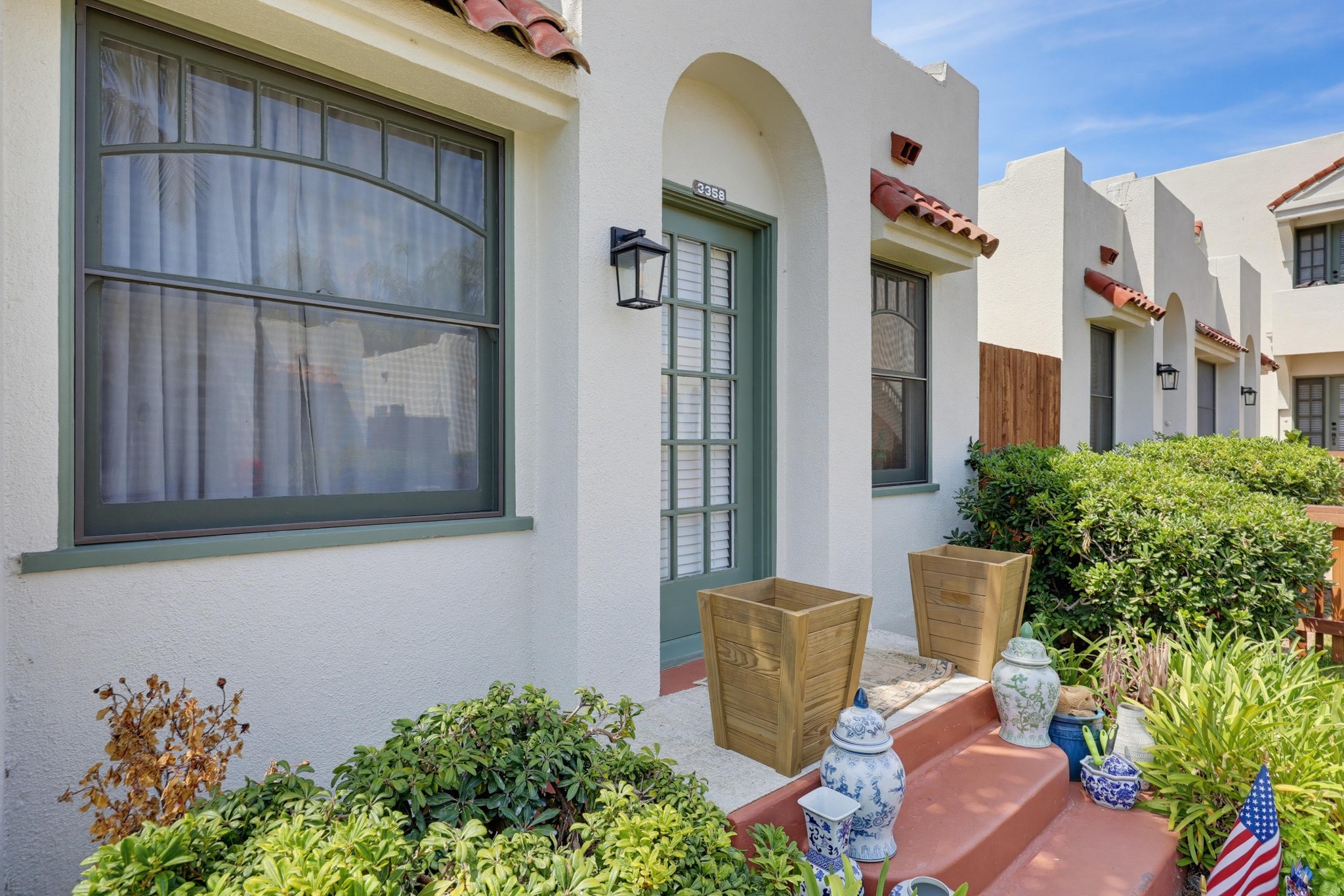 Virtual tour photo 12 of 106 for 3358 Grim Ave
