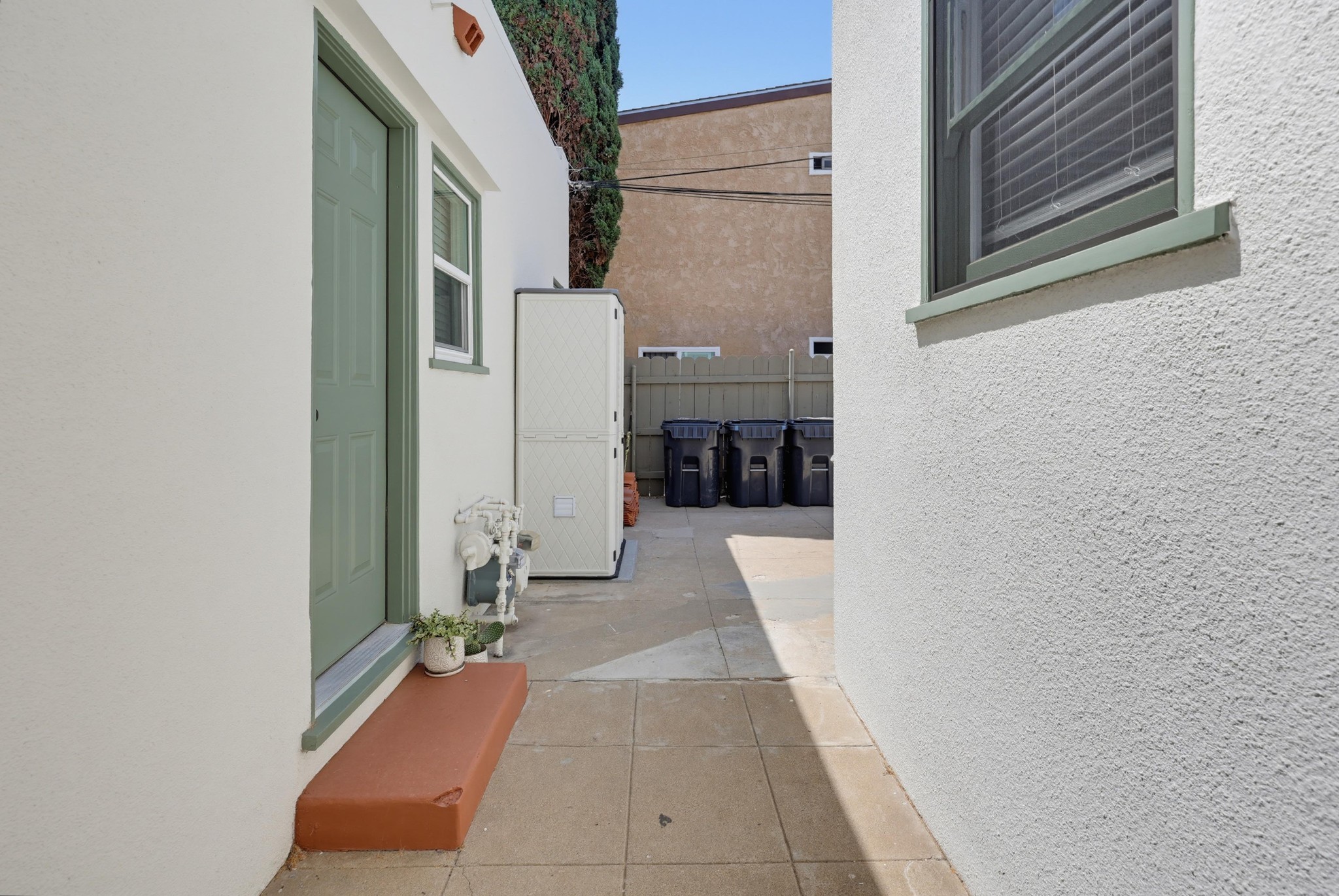 Virtual tour photo 27 of 106 for 3358 Grim Ave