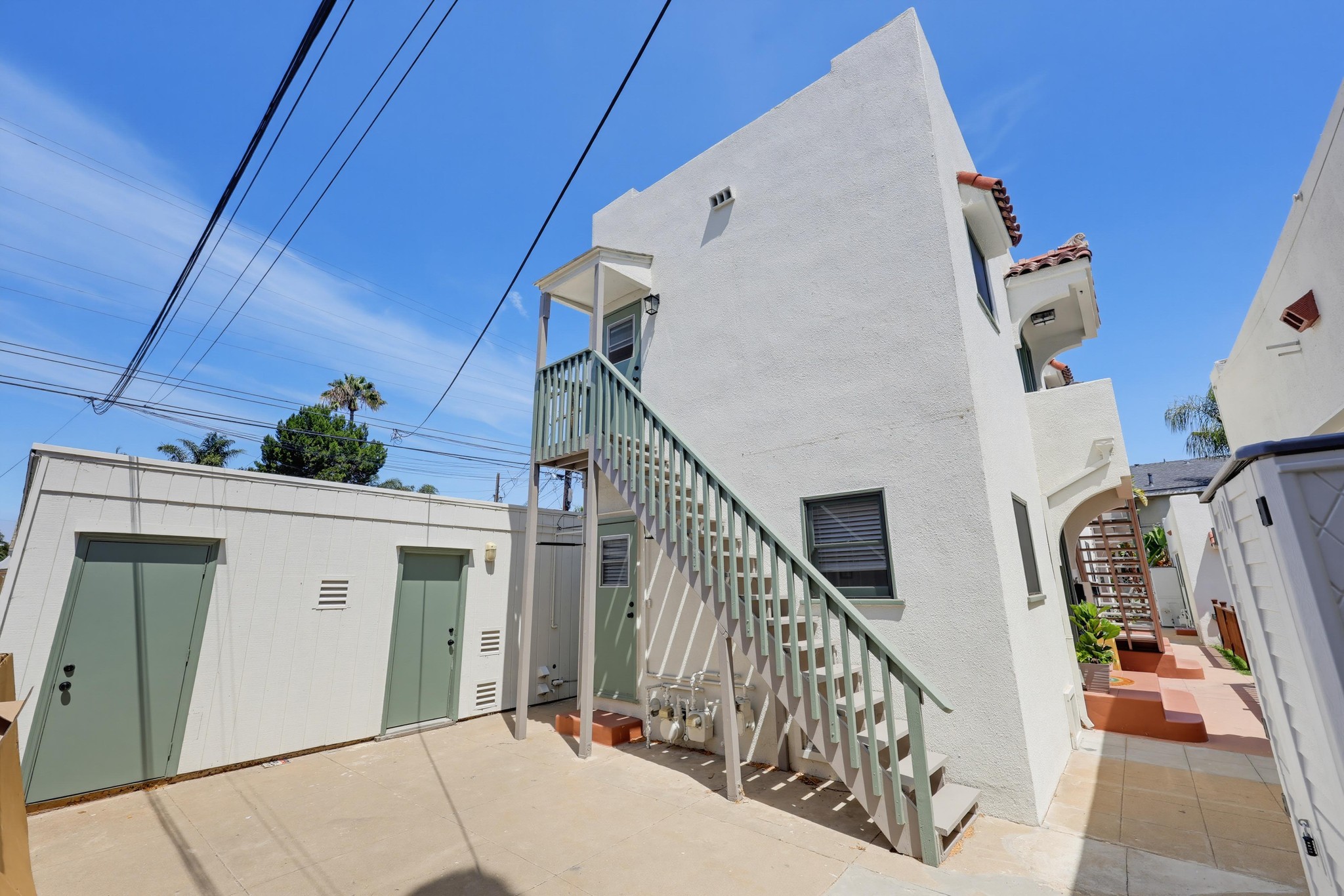Virtual tour photo 35 of 106 for 3358 Grim Ave