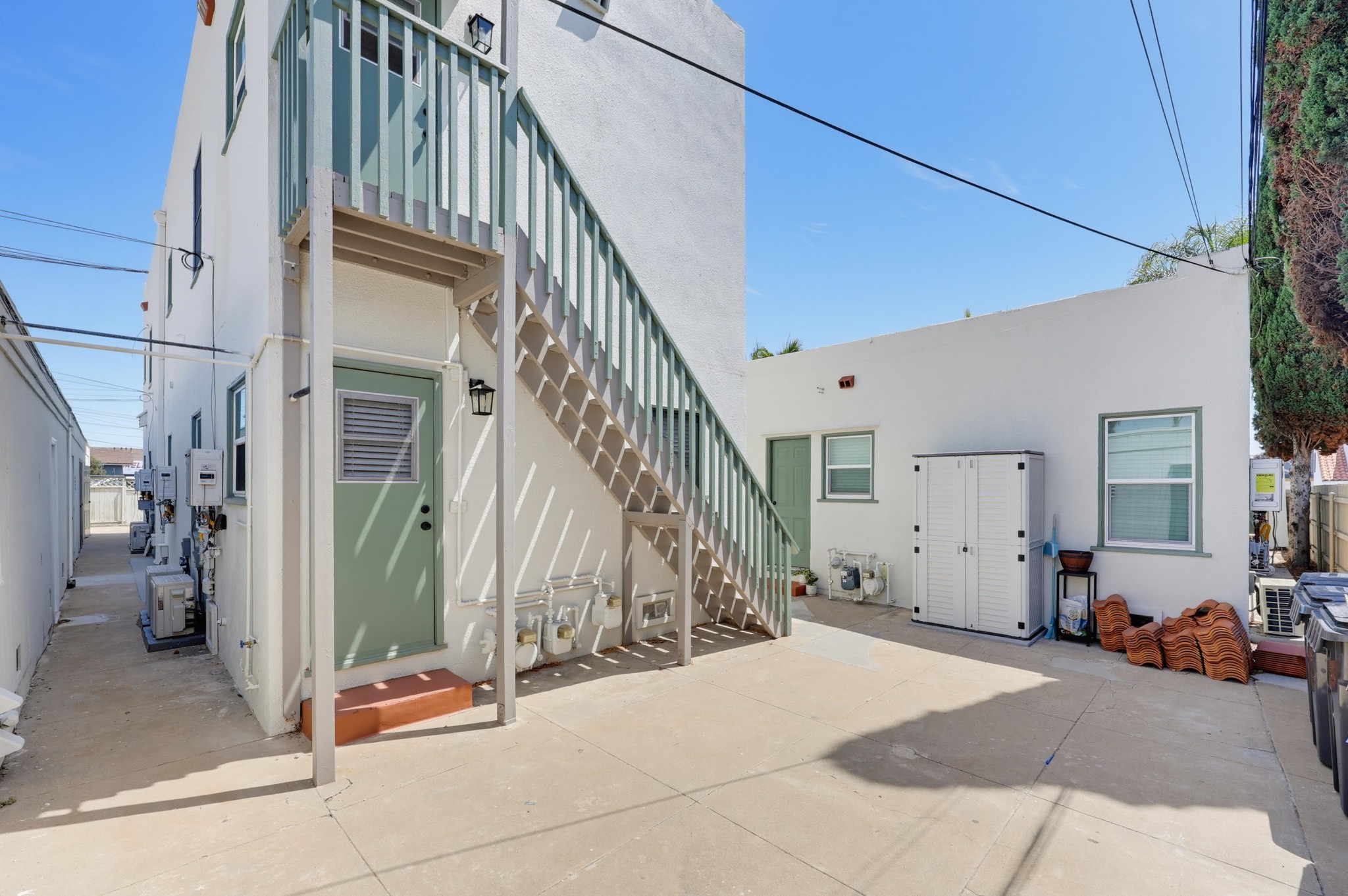 Virtual tour photo 36 of 106 for 3358 Grim Ave