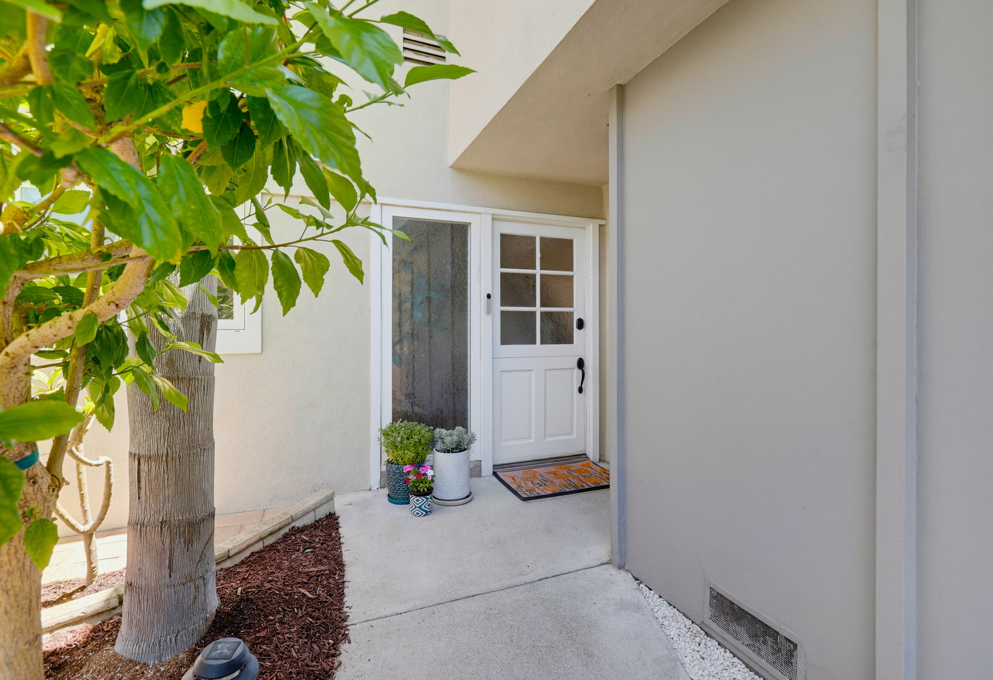 Virtual tour photo 5 of 73 for 336 Tours Ln