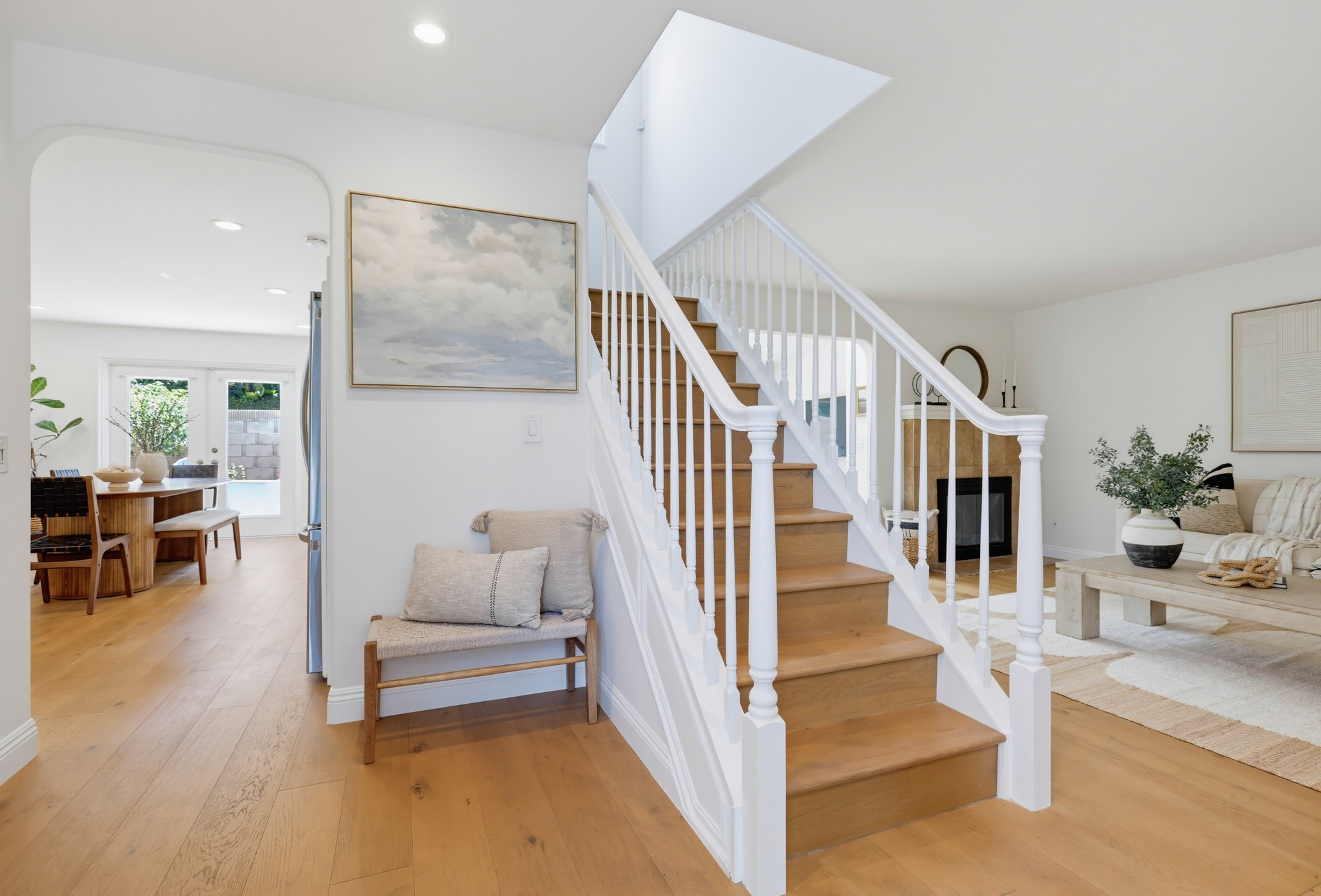 Virtual tour photo 8 of 73 for 336 Tours Ln