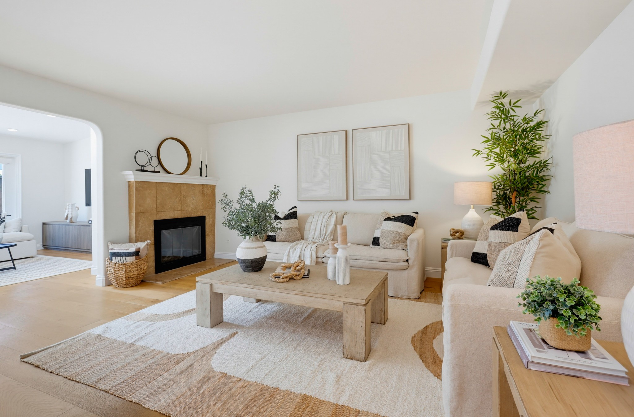 Virtual tour photo 9 of 73 for 336 Tours Ln