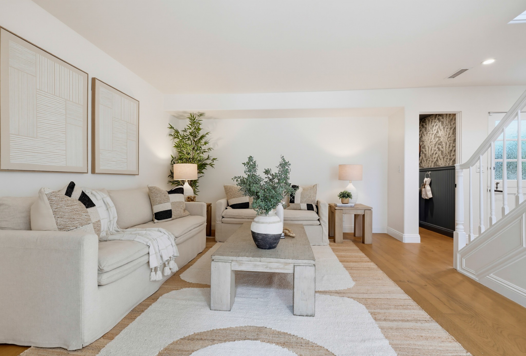 Virtual tour photo 13 of 73 for 336 Tours Ln