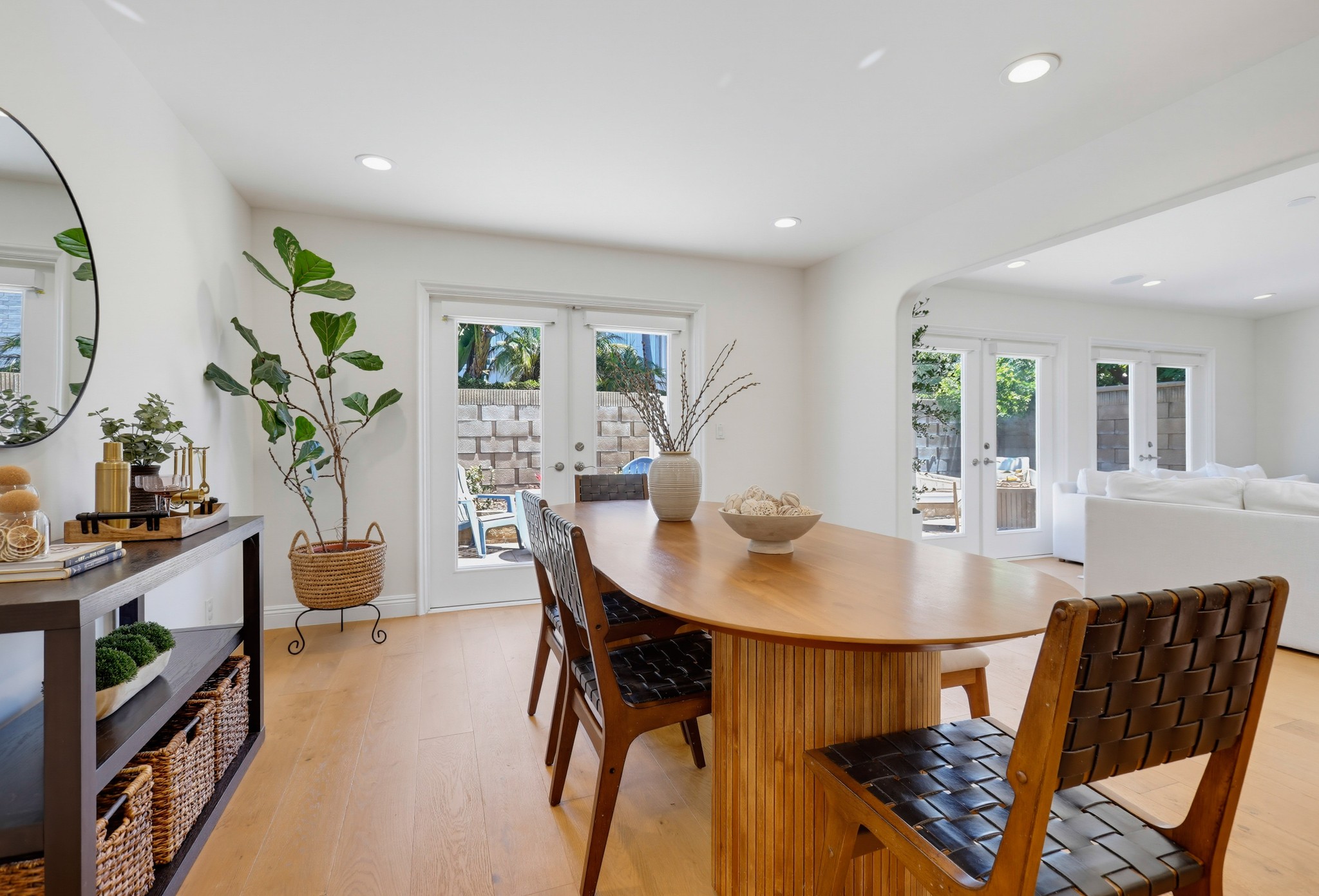 Virtual tour photo 23 of 73 for 336 Tours Ln