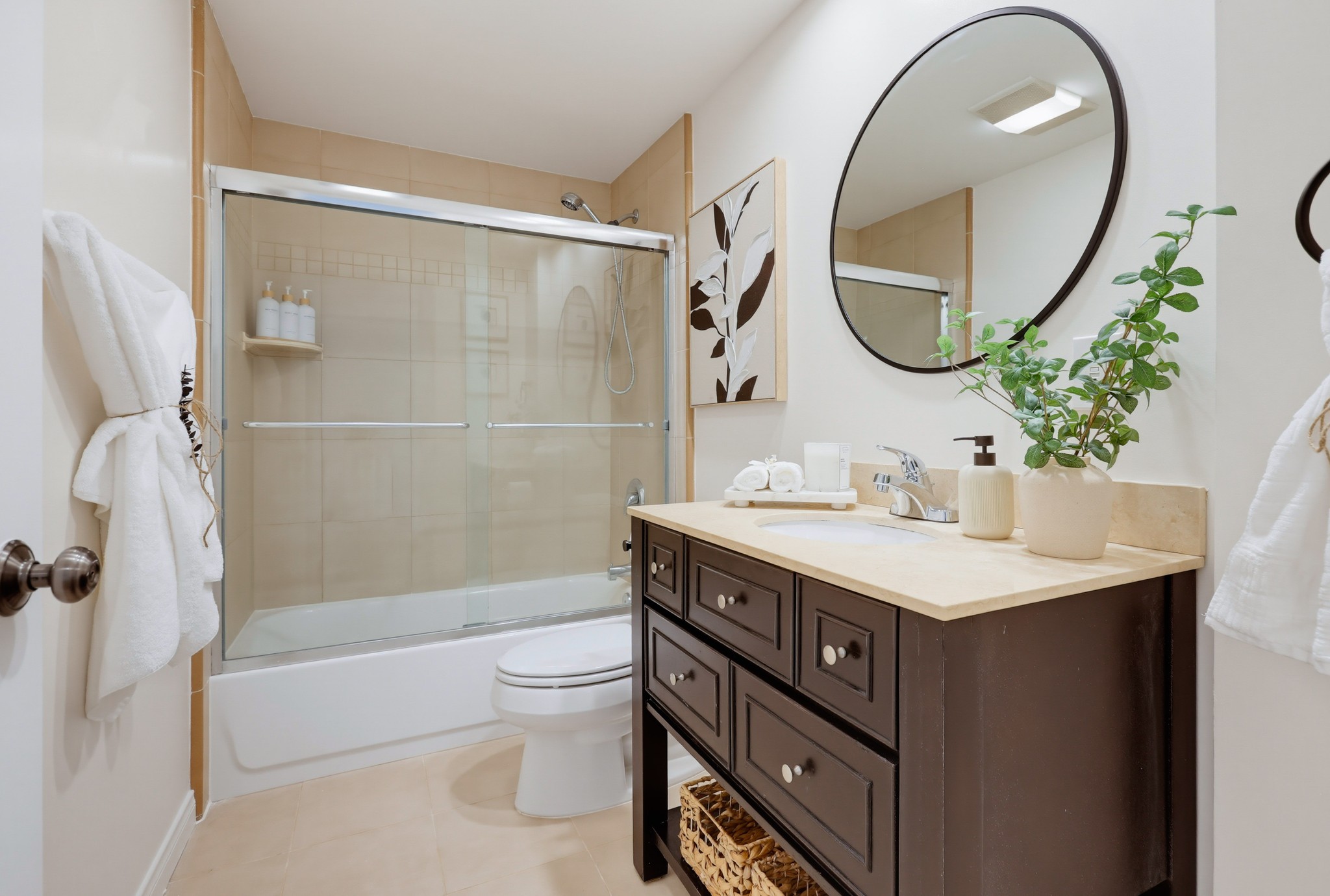 Virtual tour photo 55 of 73 for 336 Tours Ln