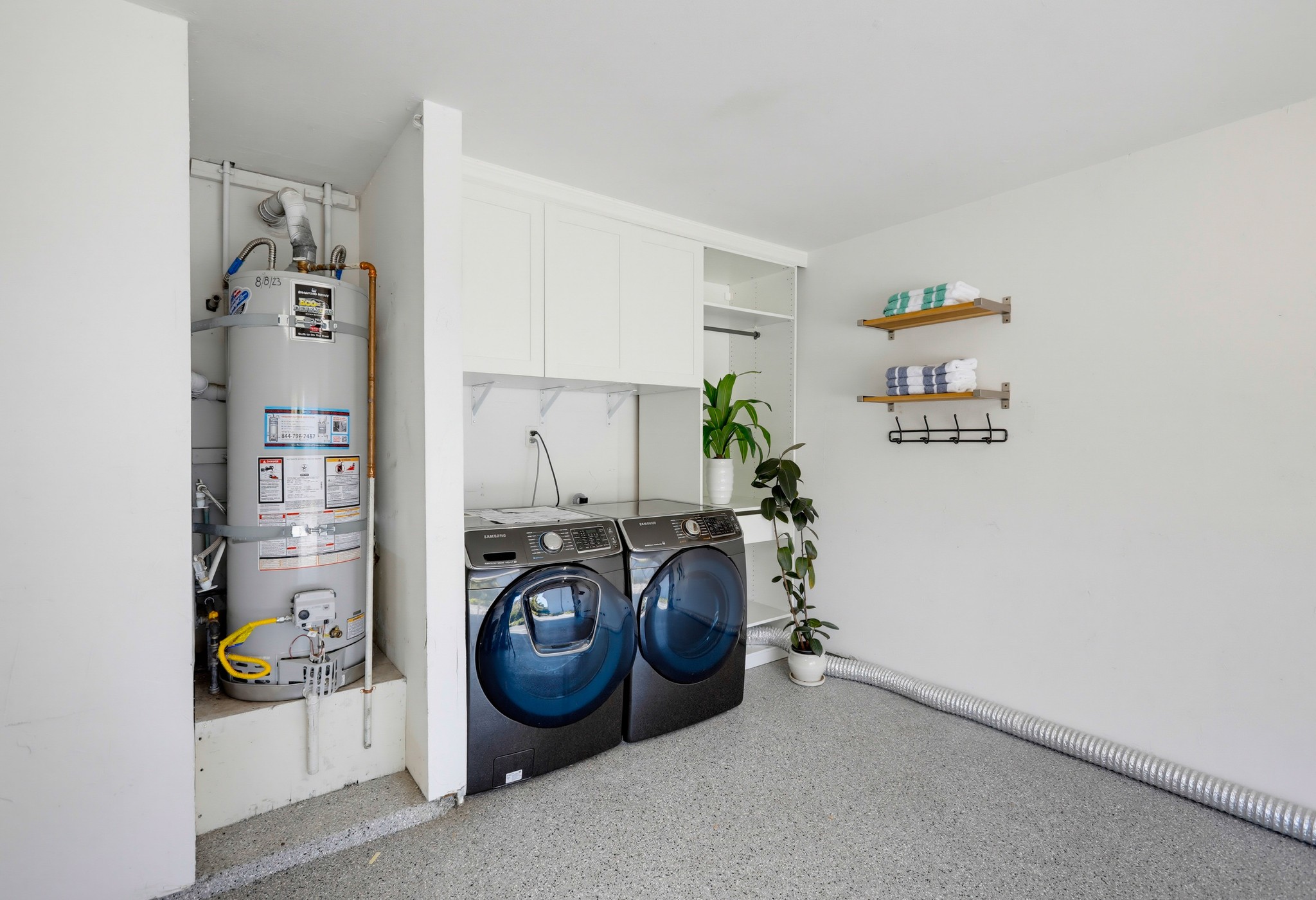 Virtual tour photo 66 of 73 for 336 Tours Ln