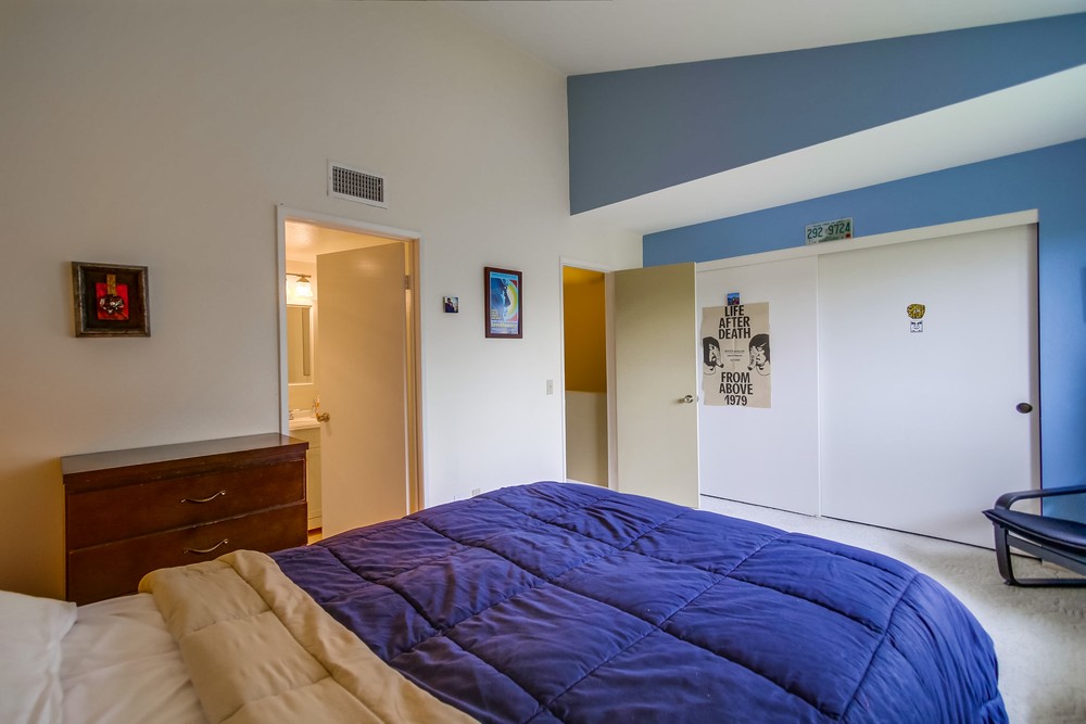 Virtual tour photo 37 of 54 for 3360 Cherokee Ave #28