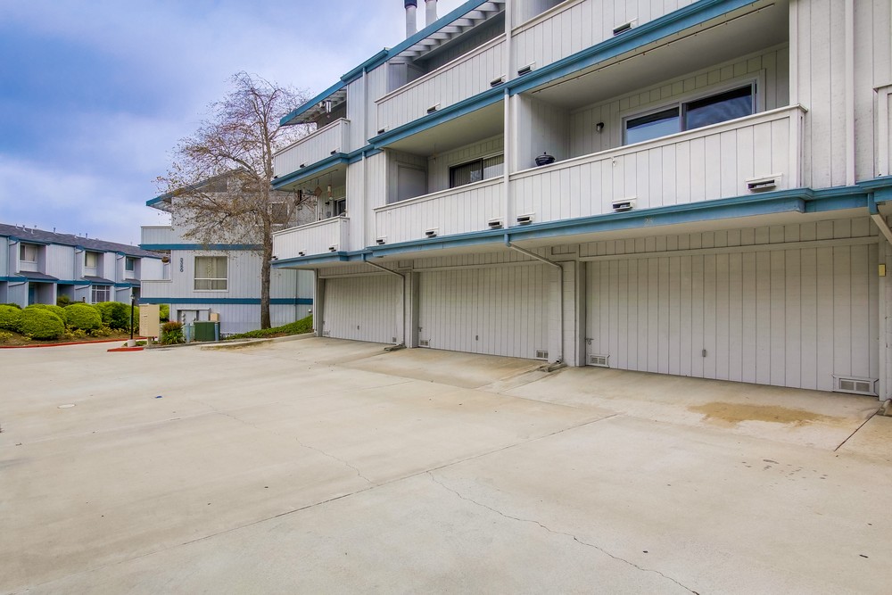 Virtual tour photo 41 of 54 for 3360 Cherokee Ave #28