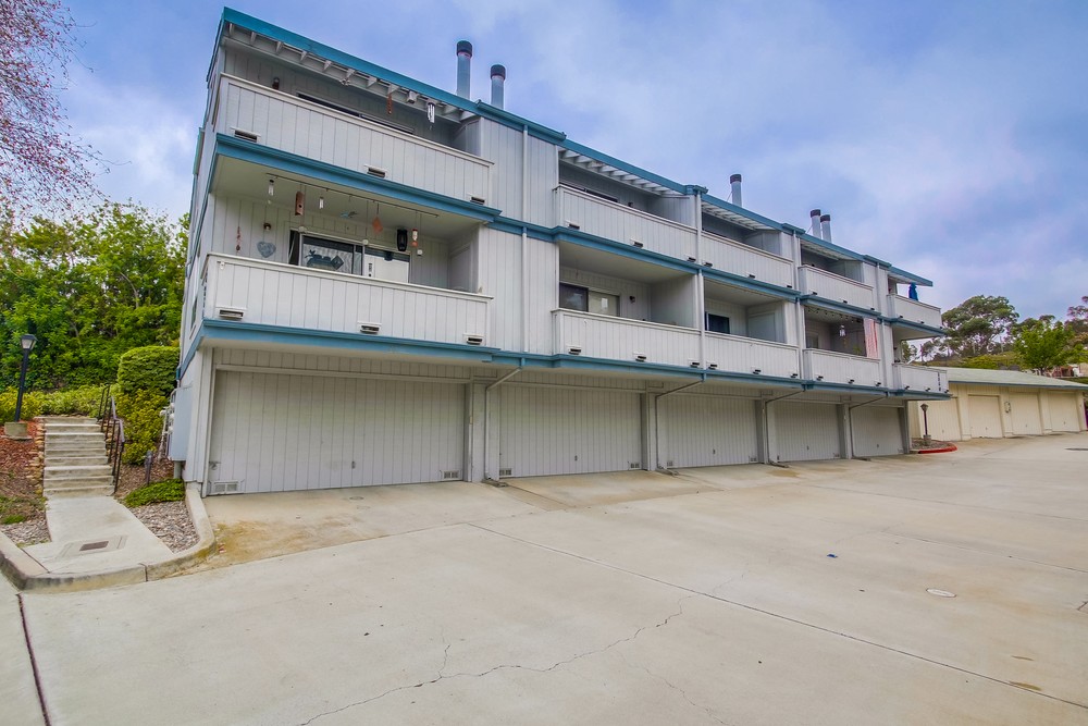 Virtual tour photo 45 of 54 for 3360 Cherokee Ave #28