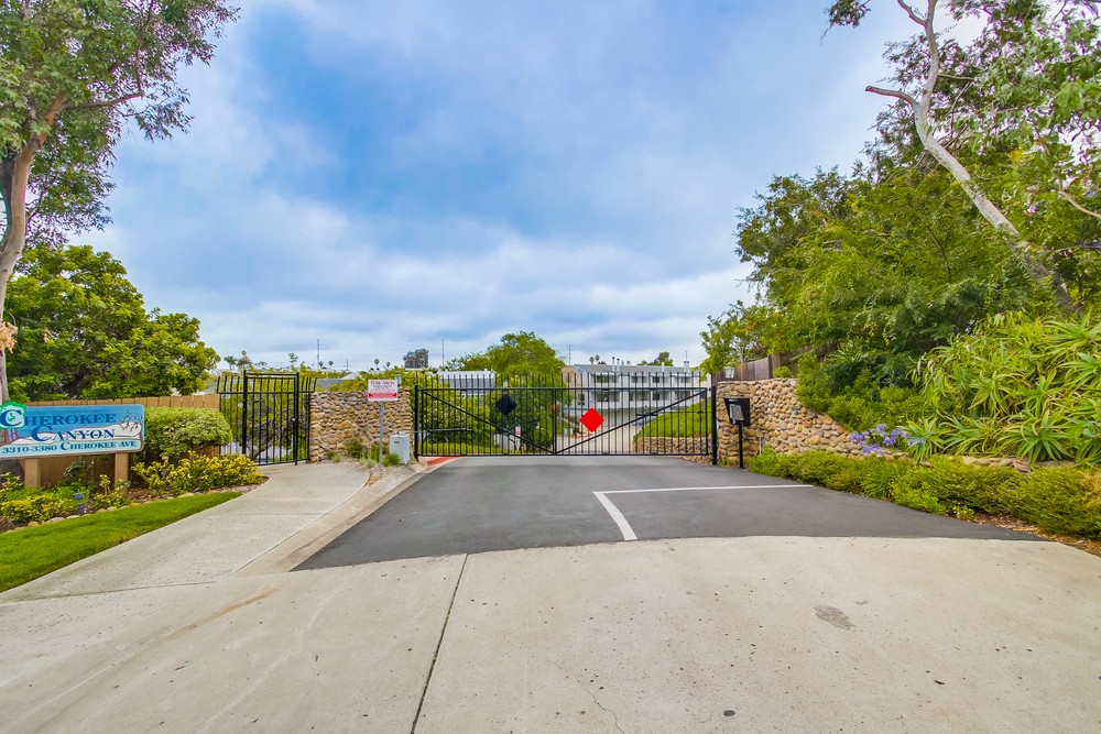 Virtual tour photo 53 of 54 for 3360 Cherokee Ave #28