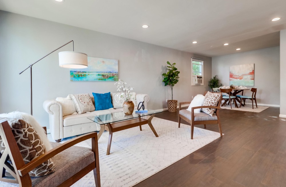Virtual tour photo 9 of 54 for 3360 Chicago St