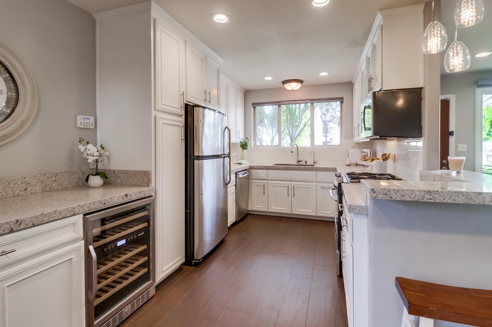 Virtual tour photo 16 of 54 for 3360 Chicago St