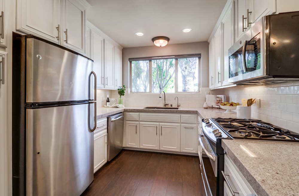 Virtual tour photo 18 of 54 for 3360 Chicago St