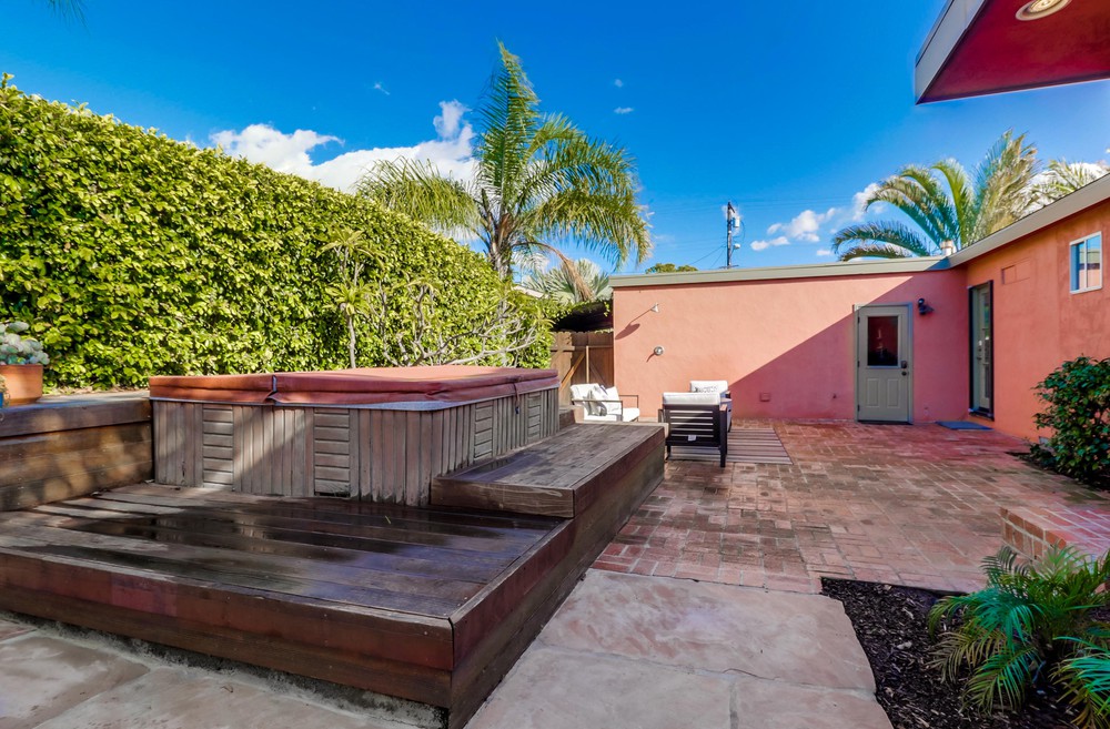 Virtual tour photo 52 of 54 for 3360 Chicago St
