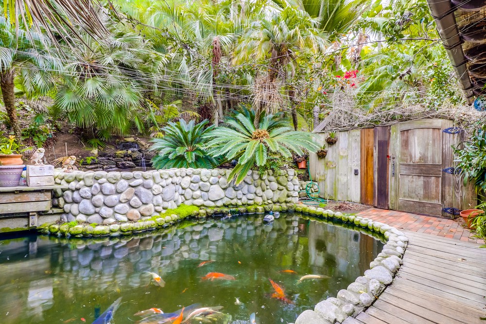 Virtual tour photo 11 of 60 for 3360 Martinez St