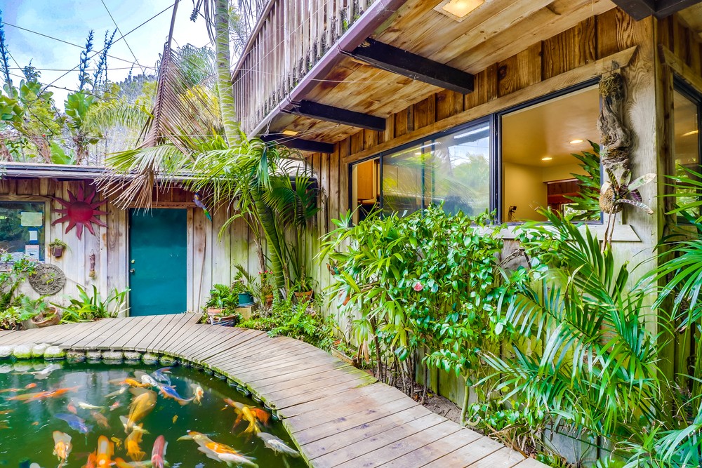 Virtual tour photo 14 of 60 for 3360 Martinez St