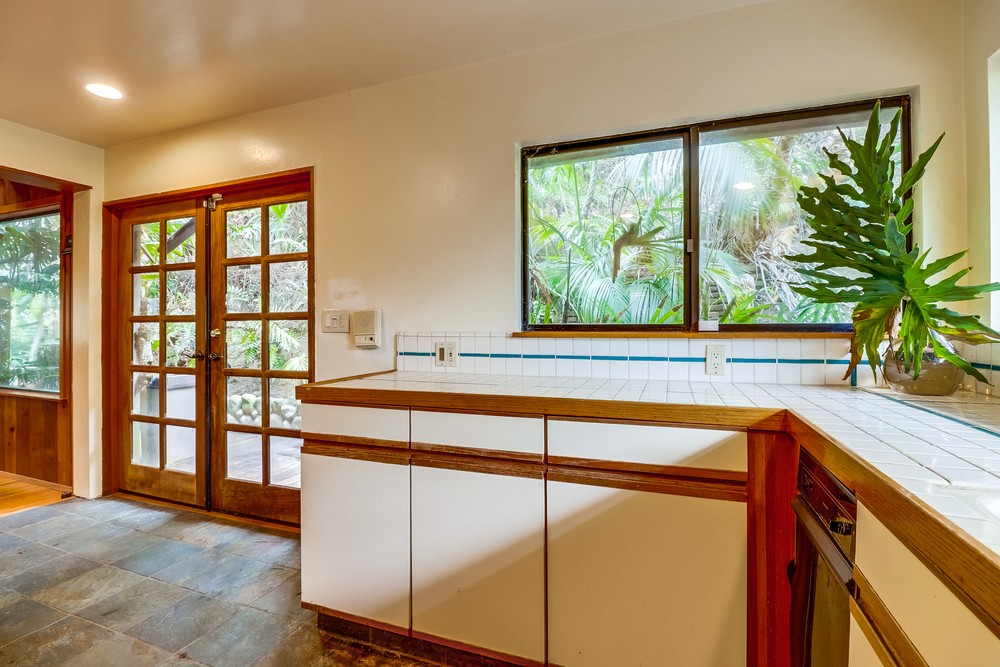 Virtual tour photo 29 of 60 for 3360 Martinez St