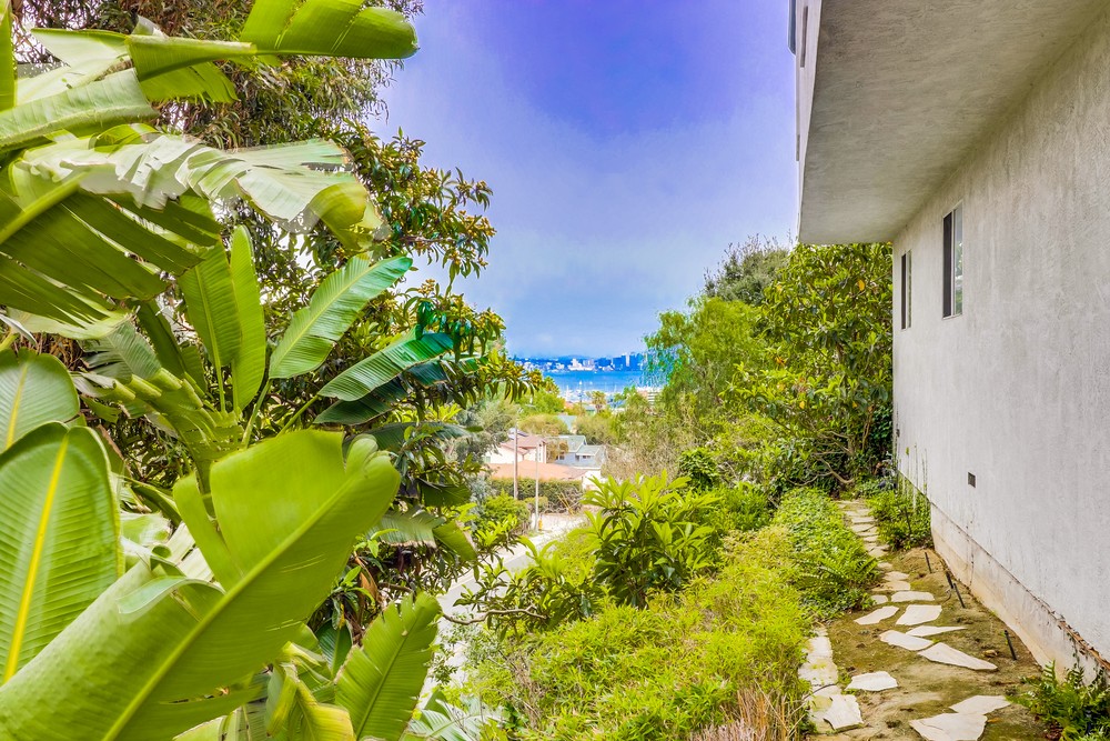 Virtual tour photo 56 of 60 for 3360 Martinez St