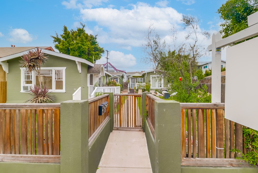 Virtual tour photo 3 of 54 for 3362 Herman Ave