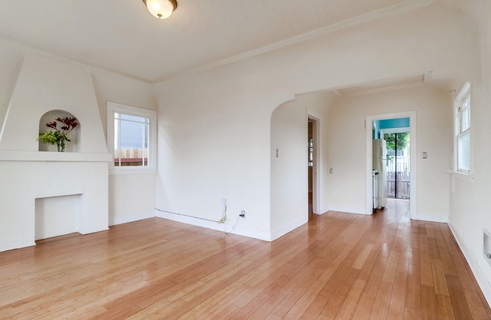 Virtual tour photo 13 of 54 for 3362 Herman Ave