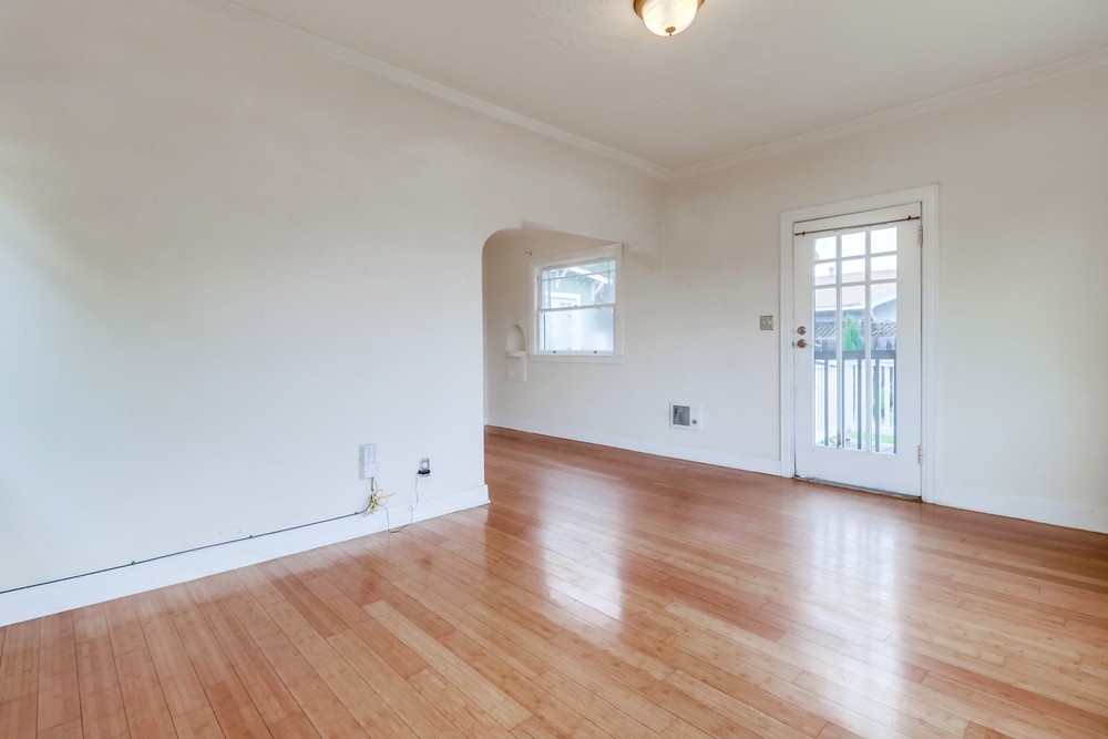 Virtual tour photo 15 of 54 for 3362 Herman Ave