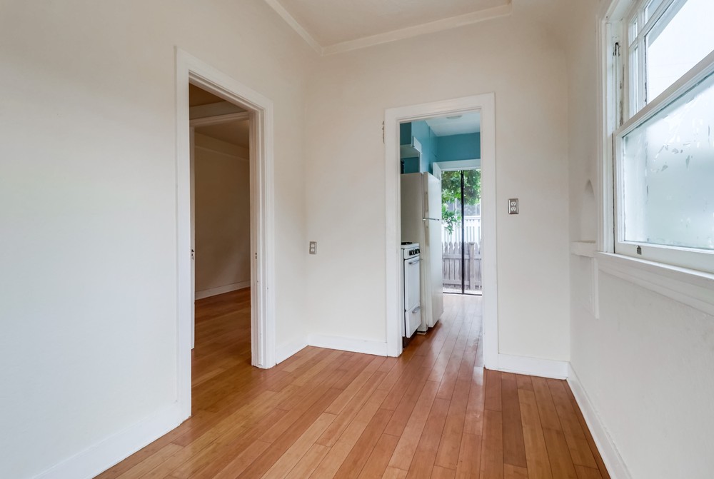 Virtual tour photo 17 of 54 for 3362 Herman Ave