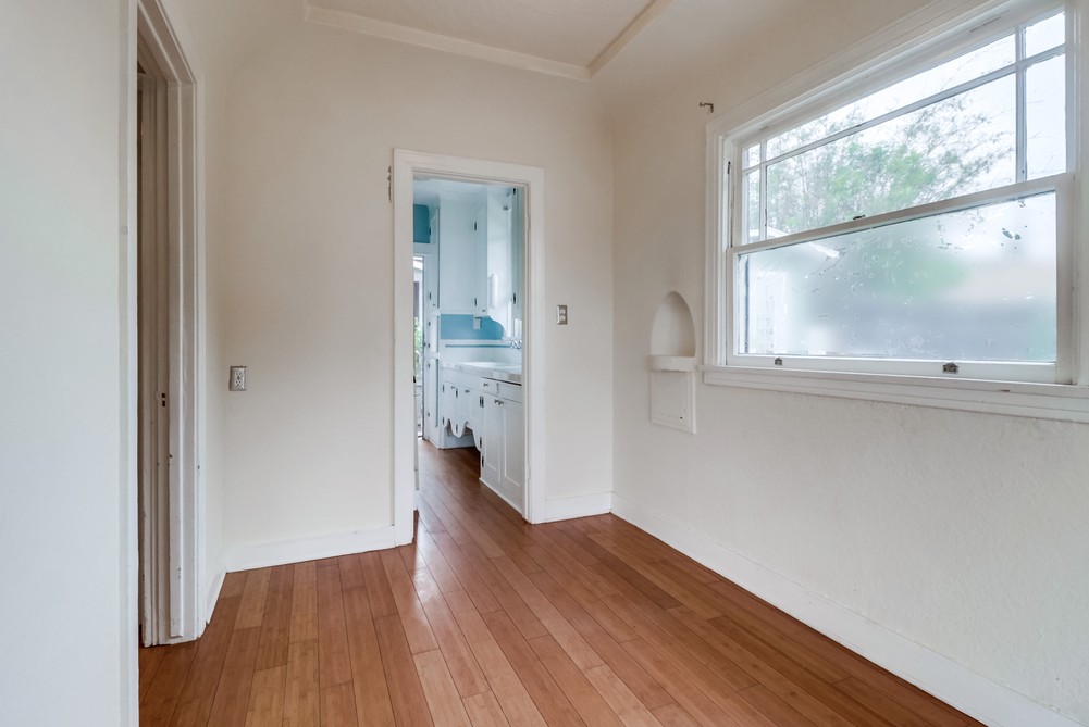 Virtual tour photo 18 of 54 for 3362 Herman Ave