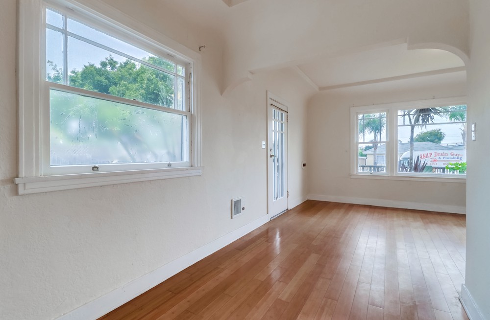 Virtual tour photo 23 of 54 for 3362 Herman Ave