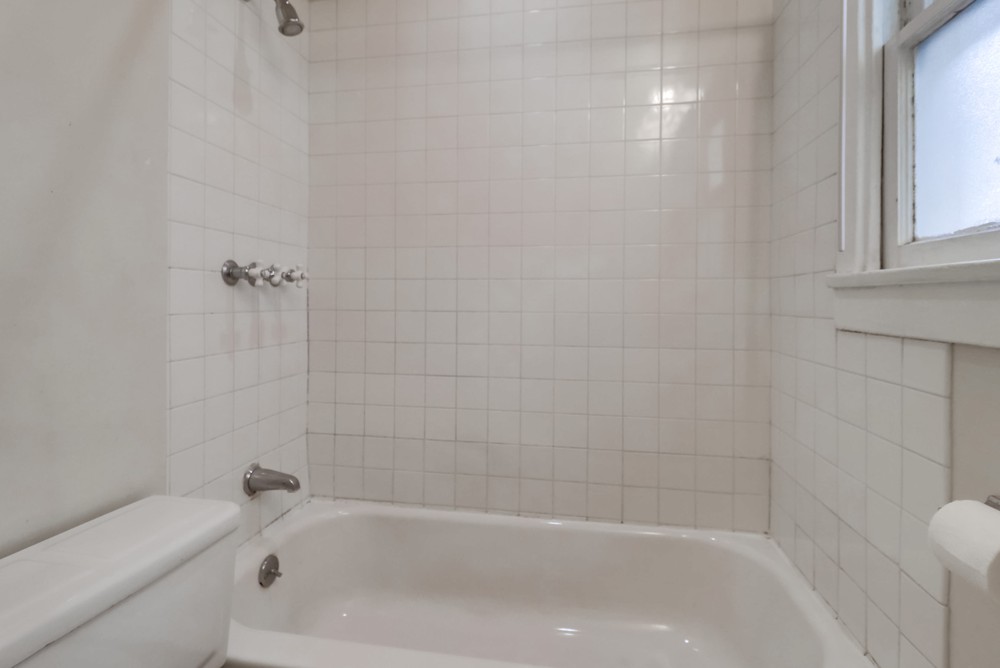 Virtual tour photo 28 of 54 for 3362 Herman Ave