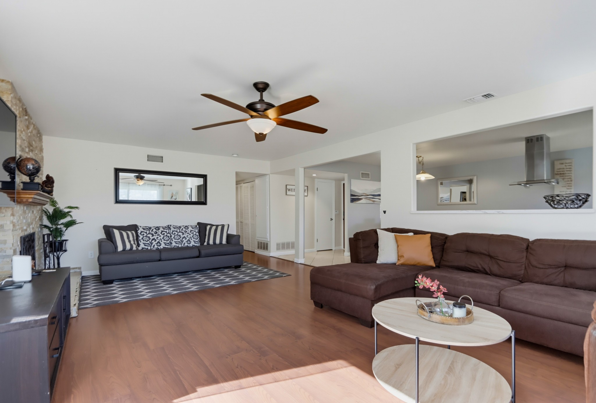 Virtual tour photo 11 of 56 for 3365 S Bonita St