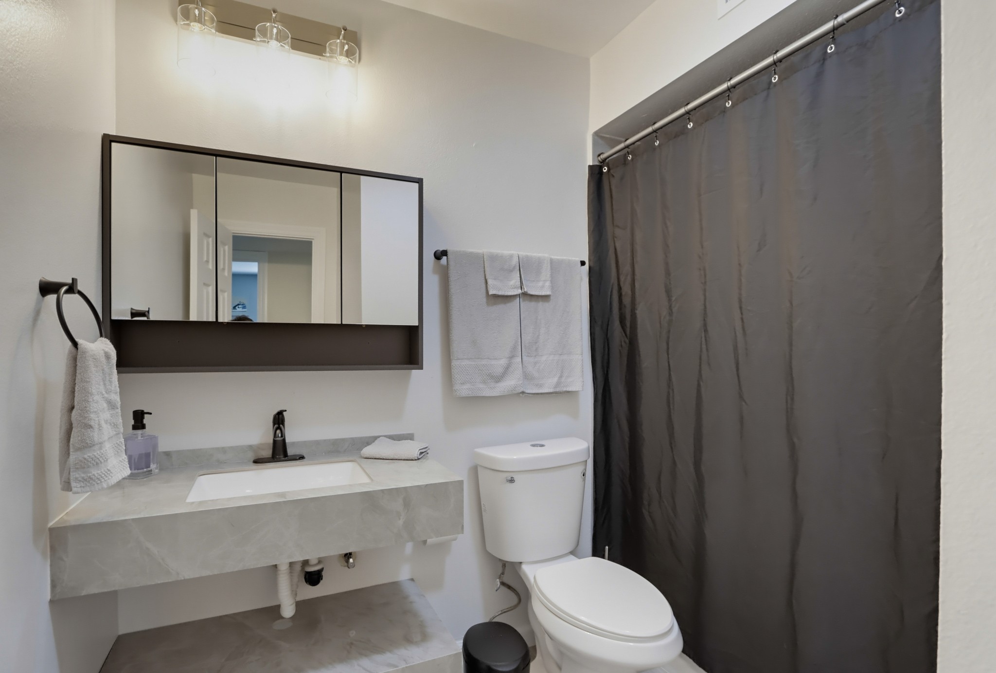 Virtual tour photo 32 of 56 for 3365 S Bonita St