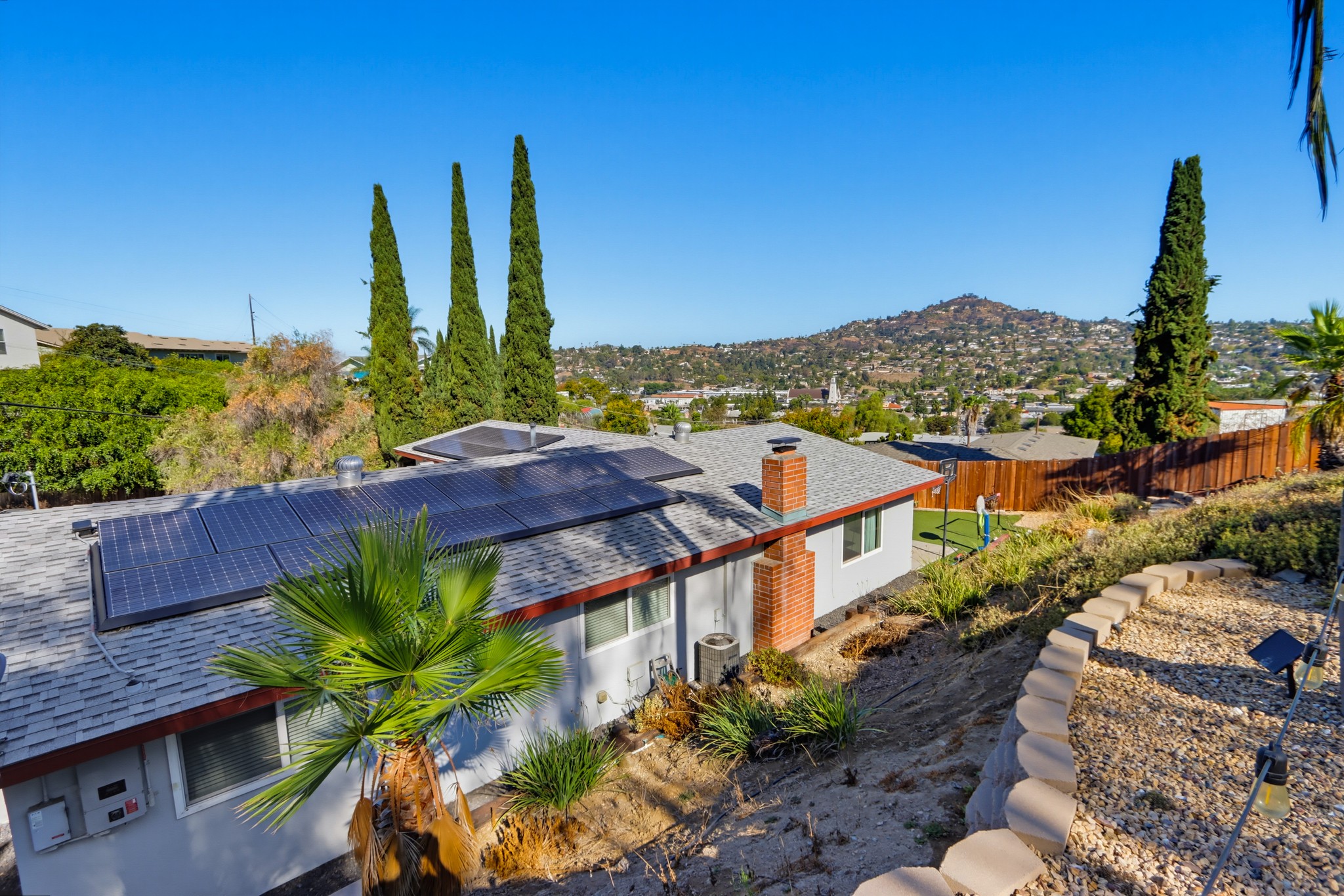 Virtual tour photo 44 of 56 for 3365 S Bonita St
