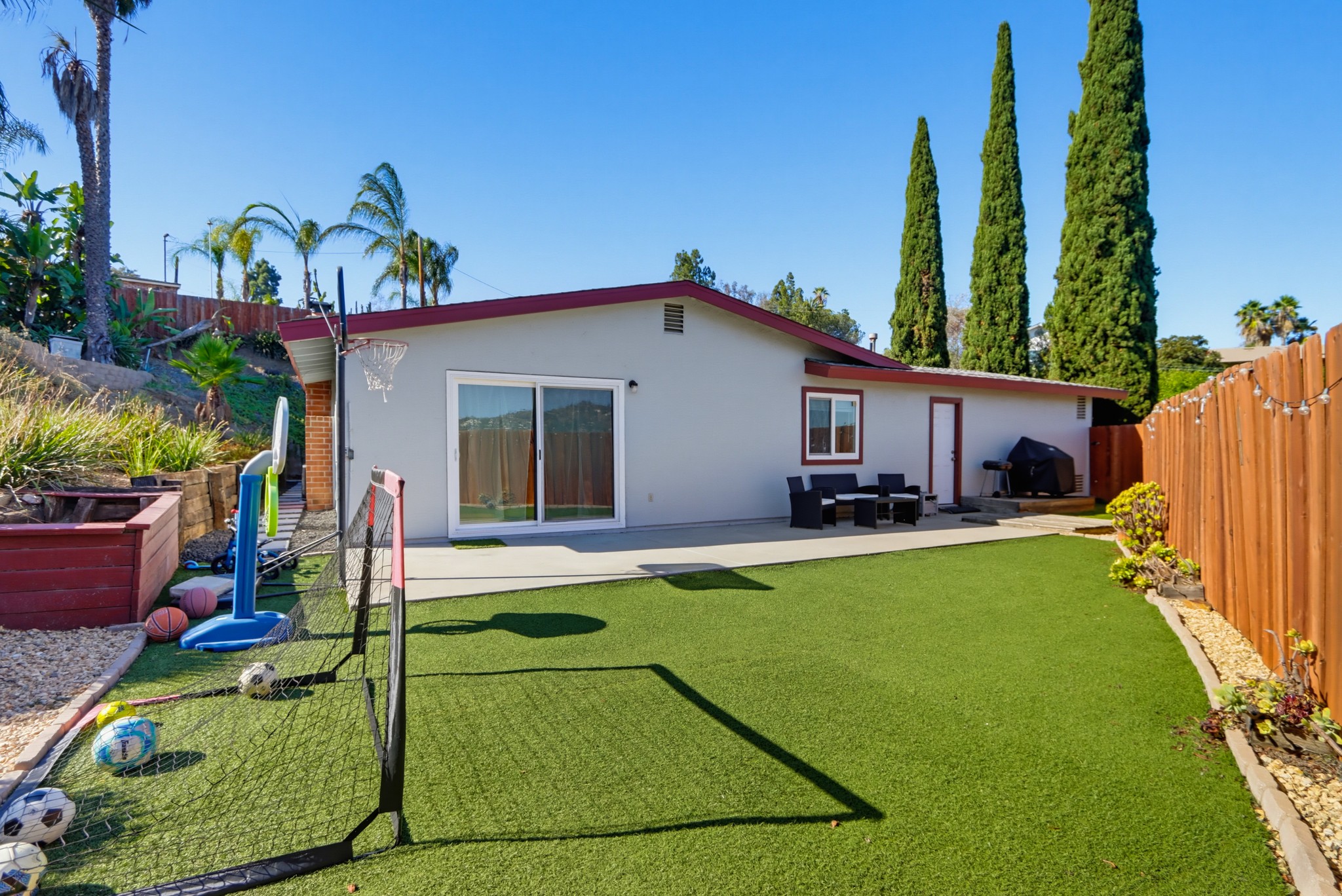 Virtual tour photo 50 of 56 for 3365 S Bonita St