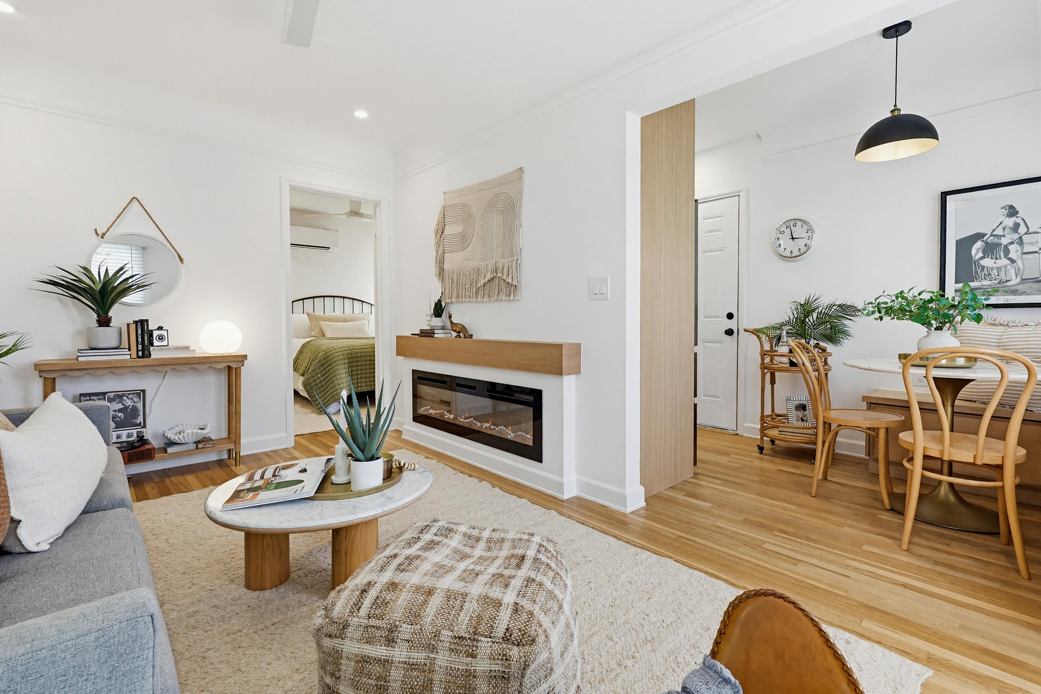 Virtual tour photo 16 of 54 for 3370 Grim Ave
