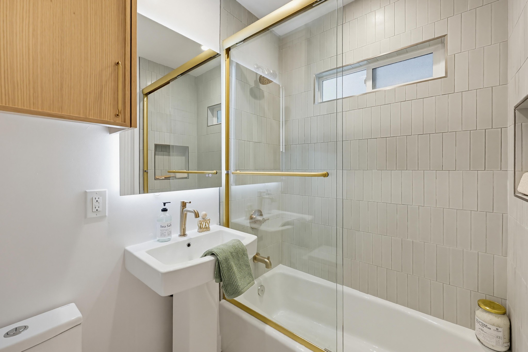 Virtual tour photo 46 of 54 for 3370 Grim Ave