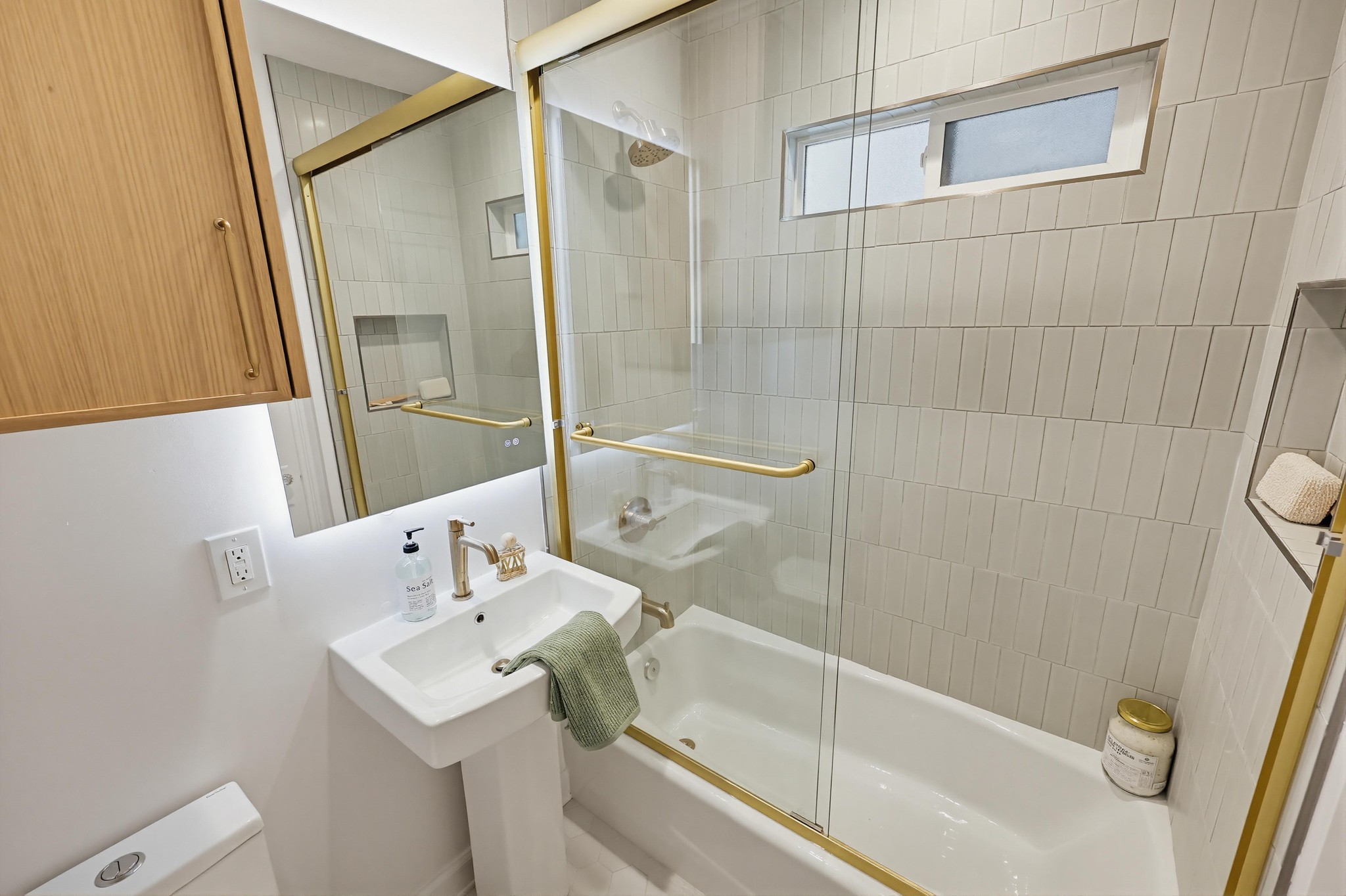 Virtual tour photo 47 of 54 for 3370 Grim Ave