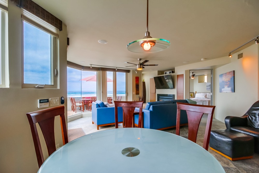 Virtual tour photo 24 of 48 for 3373 Ocean Front Walk