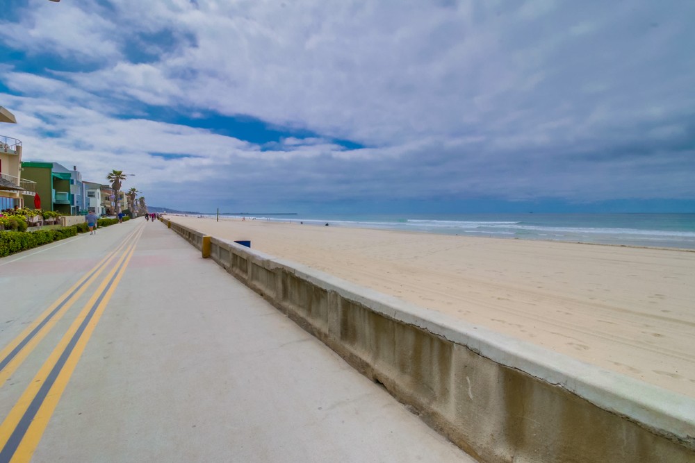 Virtual tour photo 42 of 48 for 3373 Ocean Front Walk