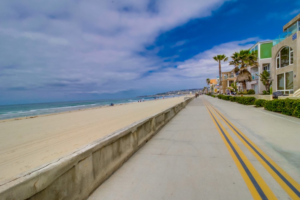 Virtual tour photo 46 of 48 for 3373 Ocean Front Walk