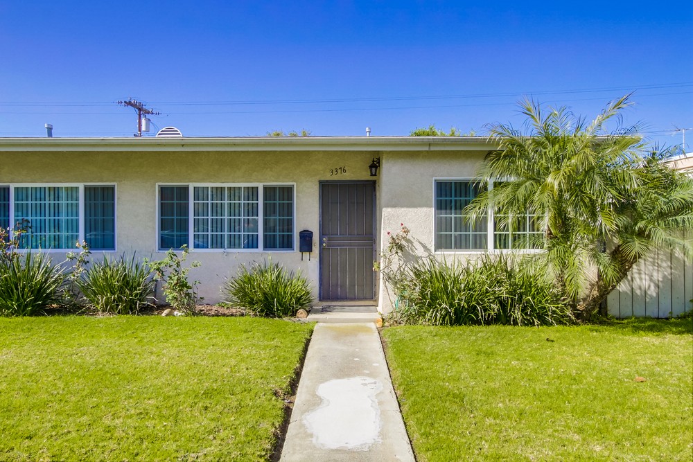 Virtual tour photo 16 of 38 for 3374 Clairemont Dr #76
