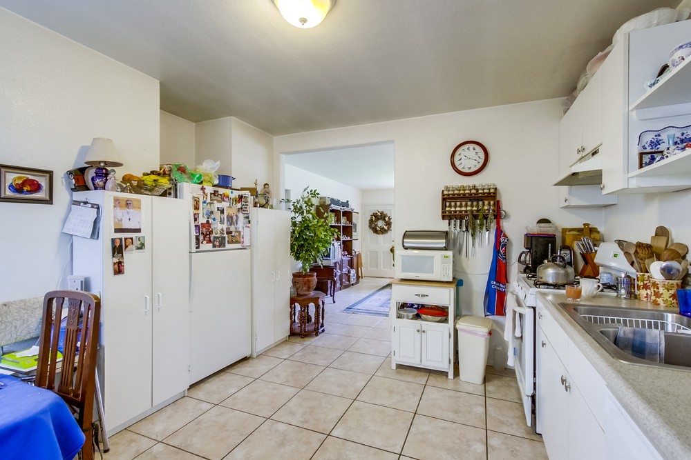 Virtual tour photo 23 of 38 for 3374 Clairemont Dr #76