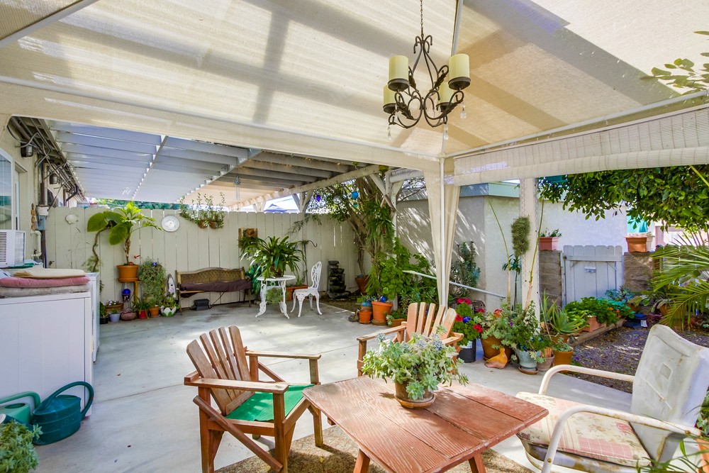 Virtual tour photo 32 of 38 for 3374 Clairemont Dr #76