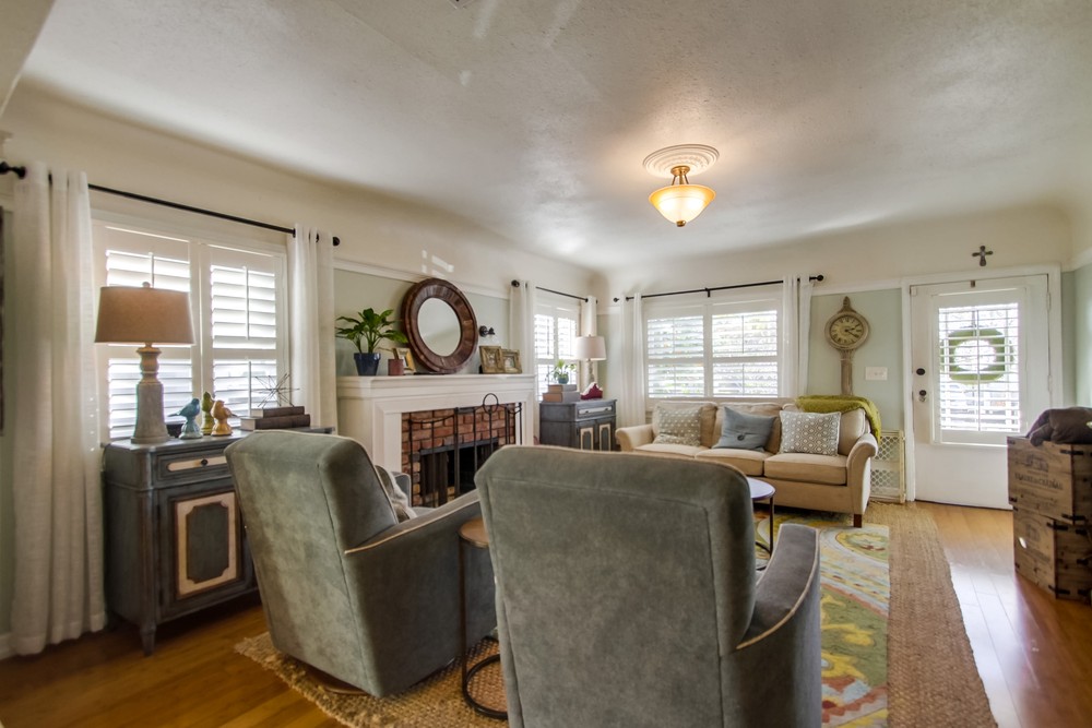 Virtual tour photo 18 of 64 for 3375 32nd St