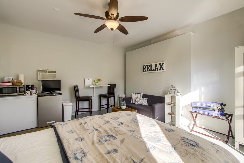 Virtual tour photo 40 of 64 for 3375 32nd St