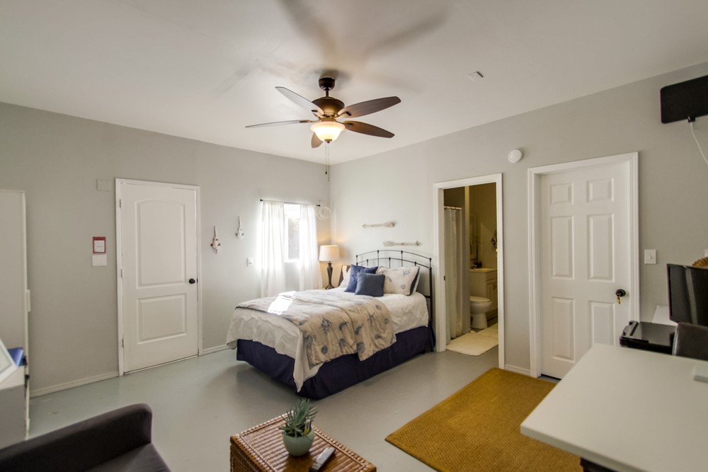 Virtual tour photo 41 of 64 for 3375 32nd St